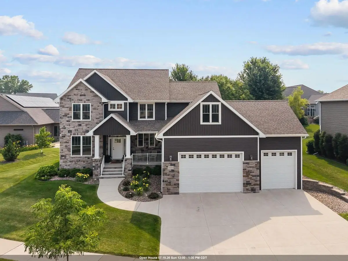 5644 N SUMMERLAND DRIVE, Appleton, WI 54913 - #1