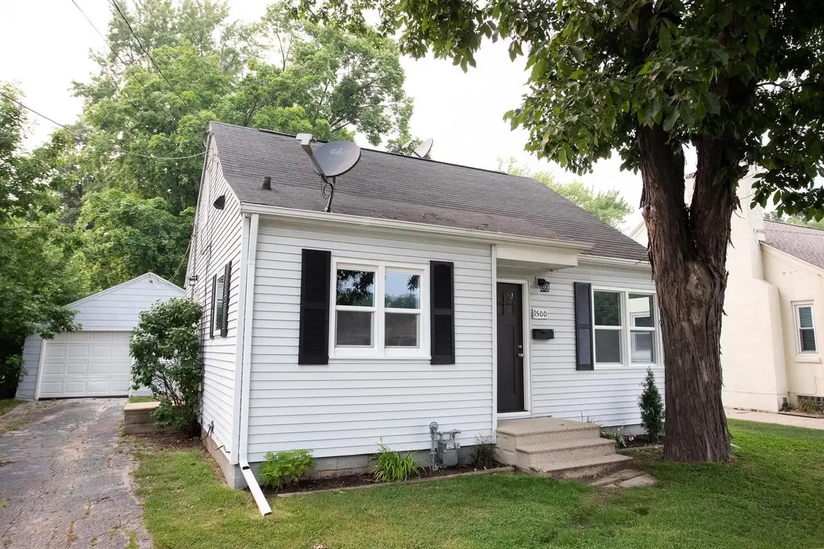 1500 14TH AVENUE, Green Bay, WI 54304 - #1