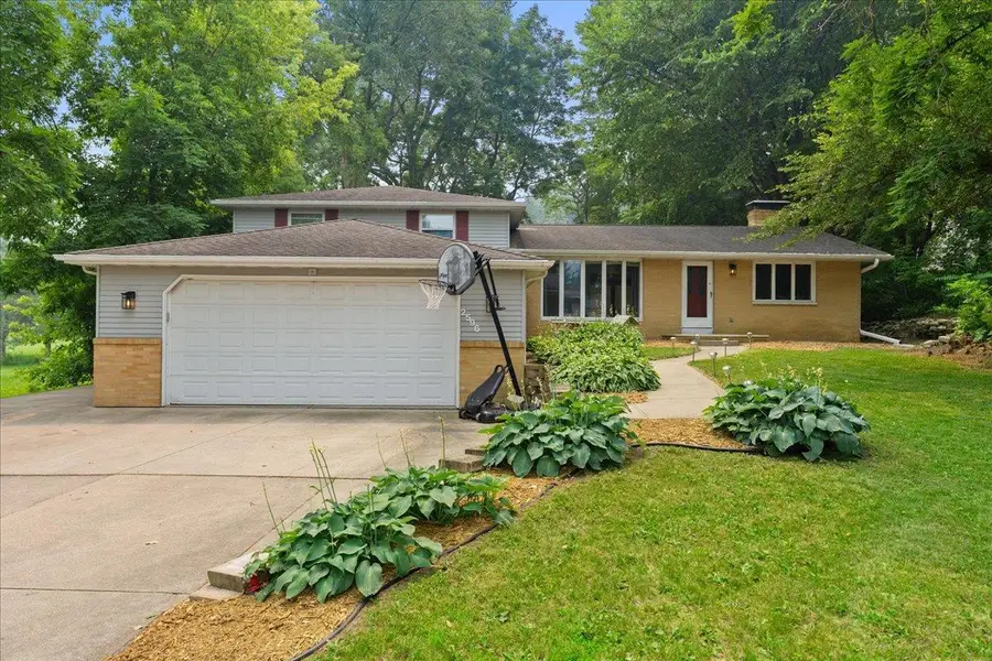 2596 DECKNER AVENUE, Green Bay, WI 54302 - #2