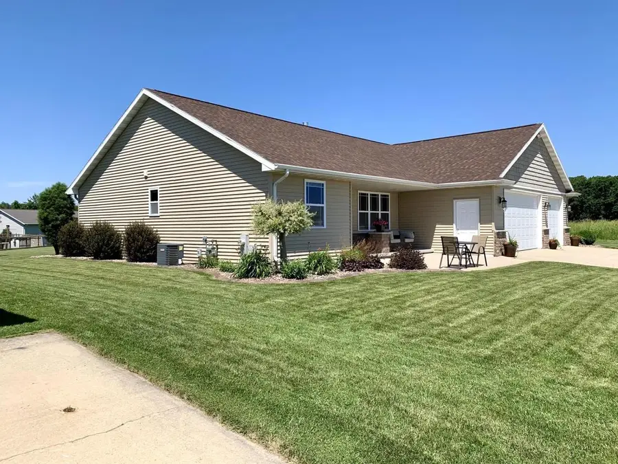 461 DANISH WAY, Denmark, WI 54208 - #2