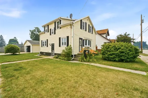 2201 11TH STREET, Two Rivers, WI 54241