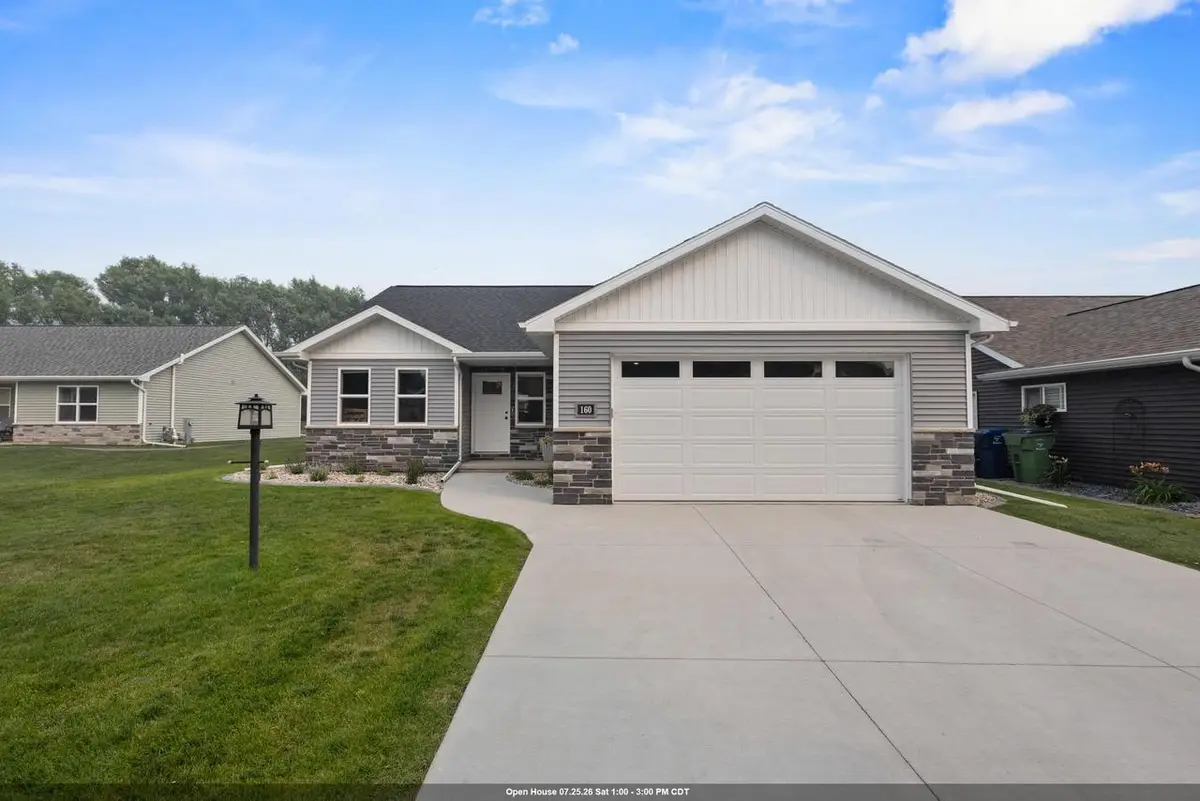 160 GOLF COURSE DRIVE, Wrightstown, WI 54180 - #1