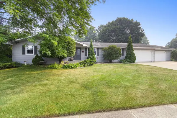 212 MADISON STREET, Oconto, WI 54153