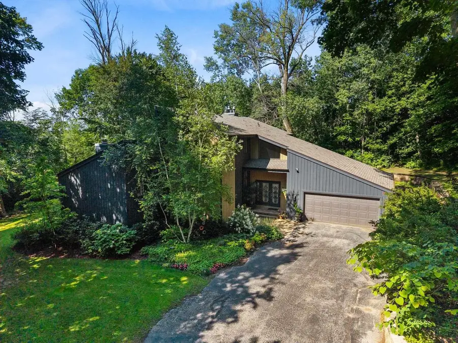 W3895 HIGHVIEW DRIVE, Appleton, WI 54913 - #2