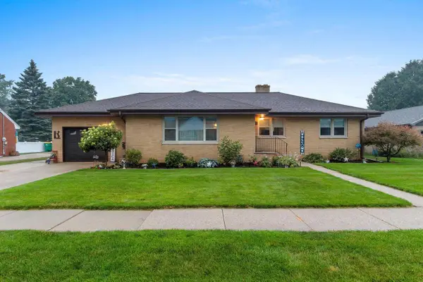 1237 BOND STREET, Green Bay, WI 54303