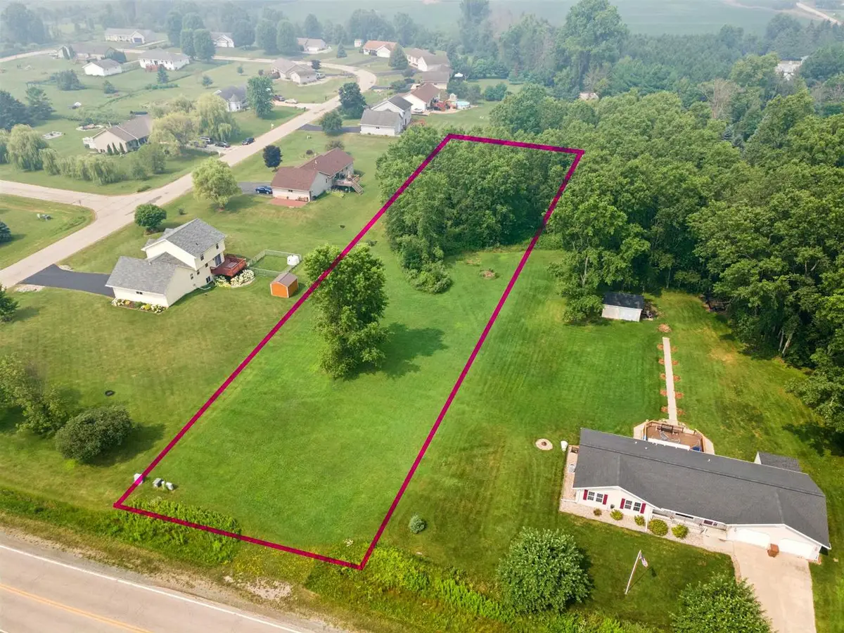 865 COUNTY ROAD J, Little Suamico, WI 54141 - #1
