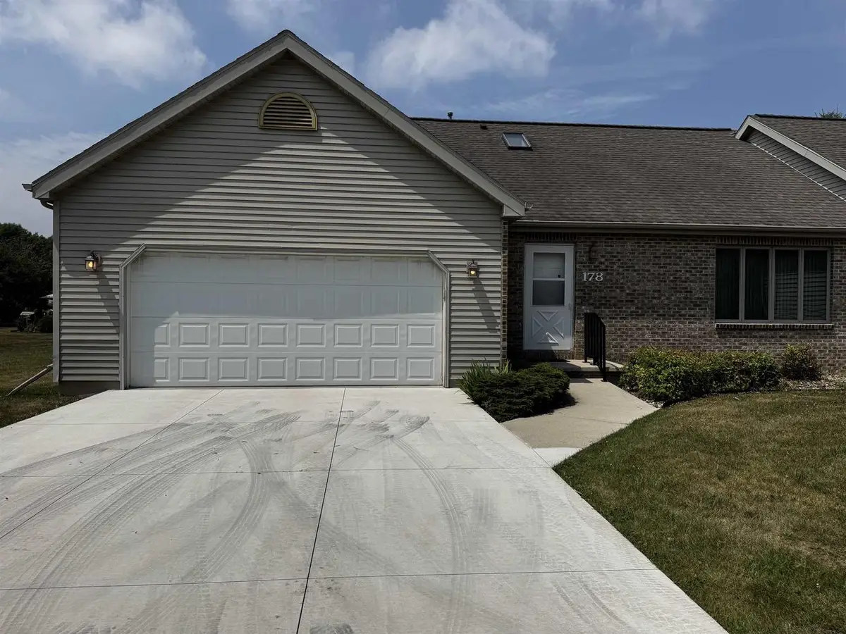178 E PIONEER ROAD, Fond Du Lac, WI 54935 - #1