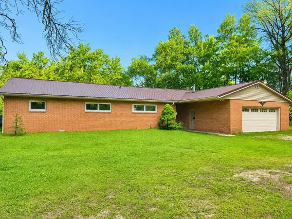 105 E GRONINGER STREET, Suring, WI 54174