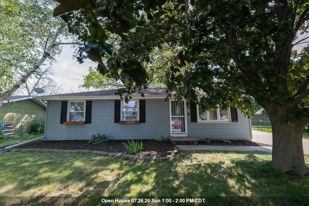 1085 CUMBERLAND TRAIL, Oshkosh, WI 54904 - #1