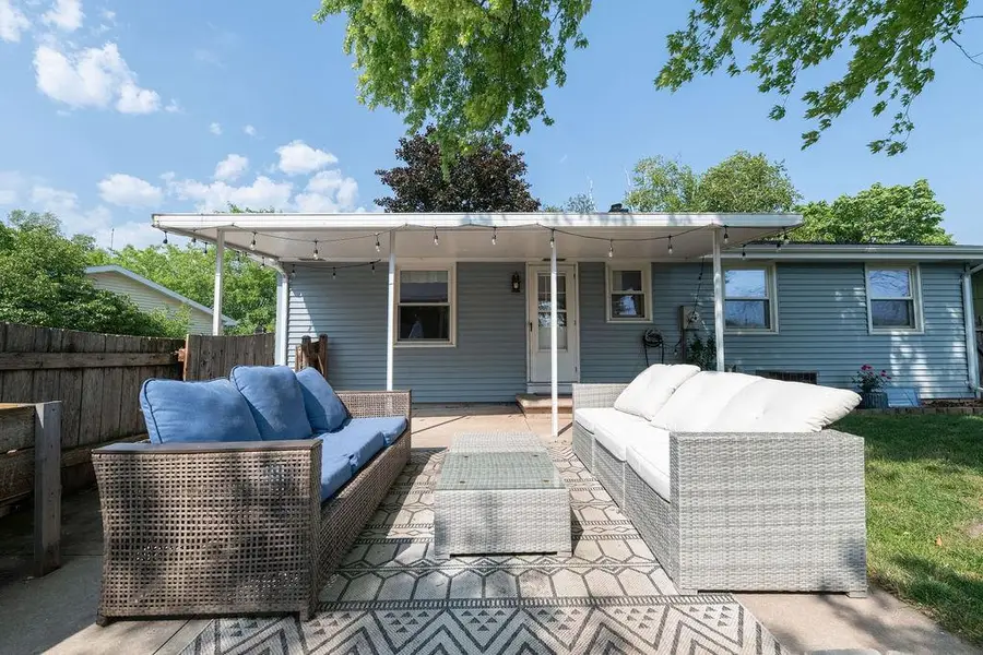 1085 CUMBERLAND TRAIL, Oshkosh, WI 54904 - #3