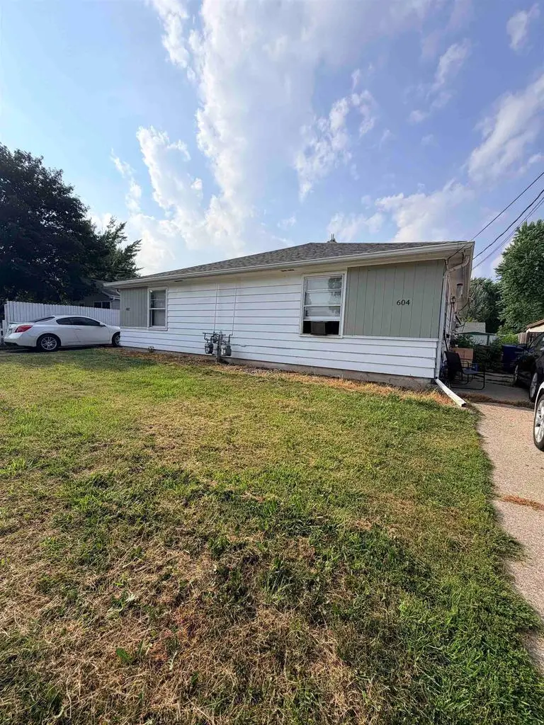 602 8TH STREET, Menasha, WI 54952 - #1