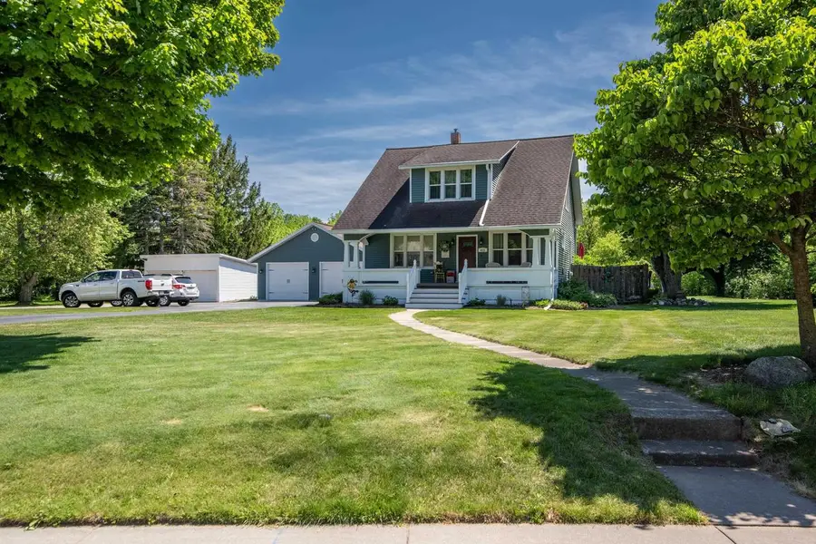 413 HIGHRIDGE AVENUE, Denmark, WI 54208 - #3