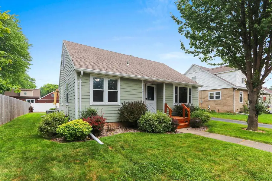 928 JEFFERSON STREET, Menasha, WI 54952 - #2
