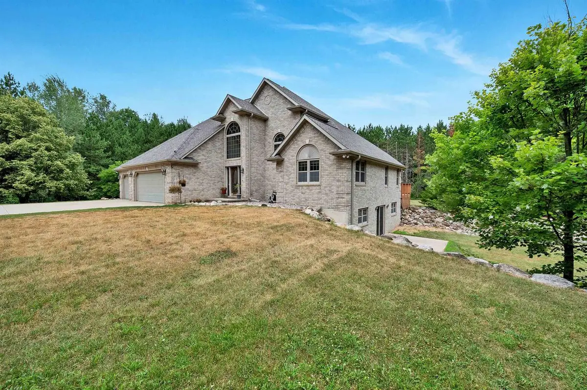 5164 STILES ROAD, Lena, WI 54139 - #1