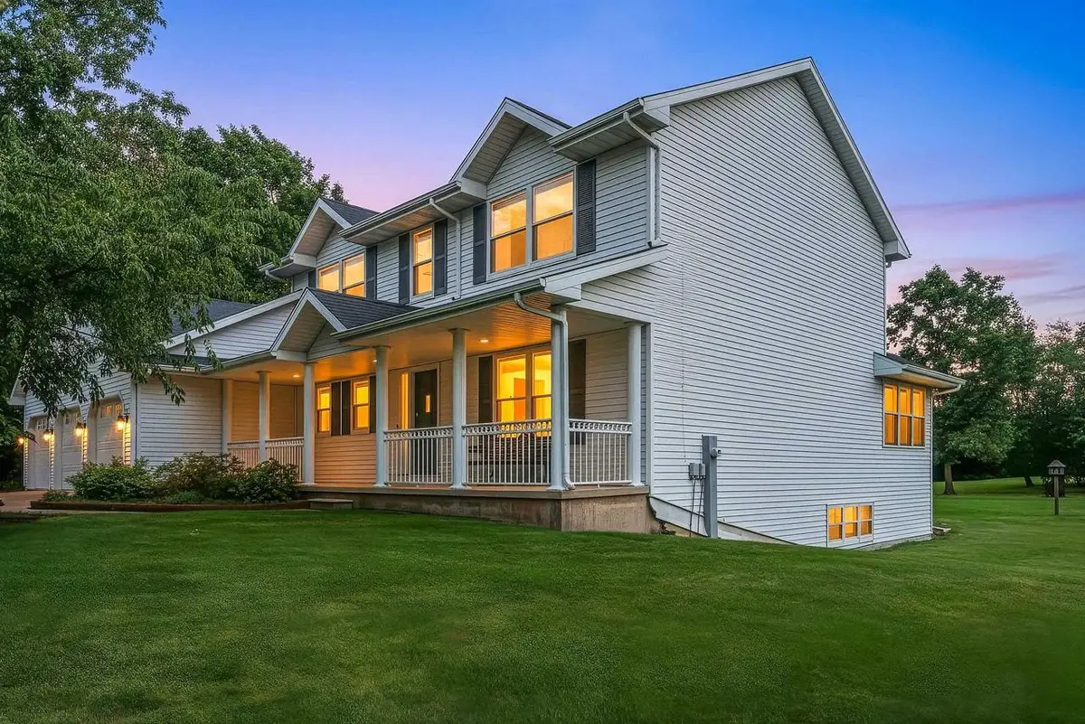 4415 FLAGSTONE COURT, De Pere, WI 54115 - #1