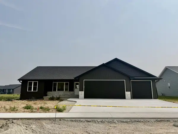 1360 BENS WAY, Kaukauna, WI 54130
