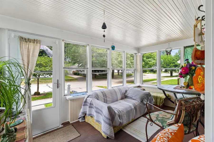 1320 N HARRIMAN STREET, Appleton, WI 54911 - #3