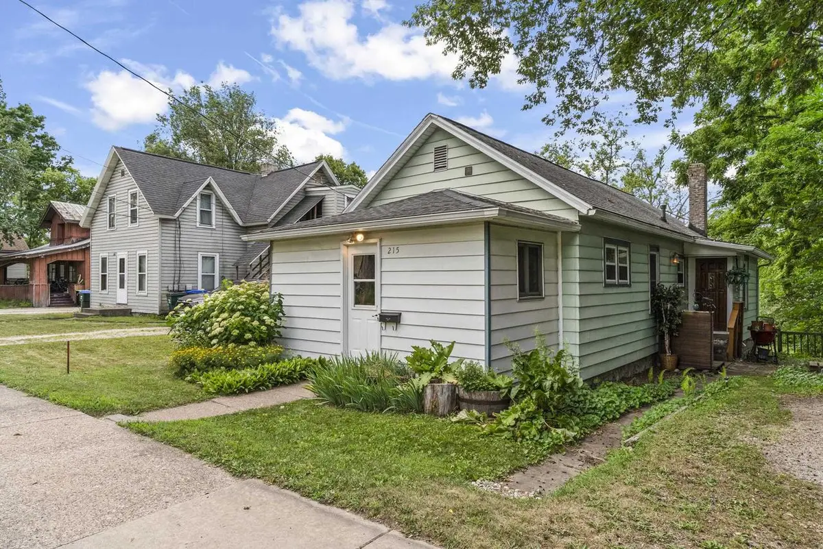 215 N DIVISION STREET, Waupaca, WI 54981 - #1