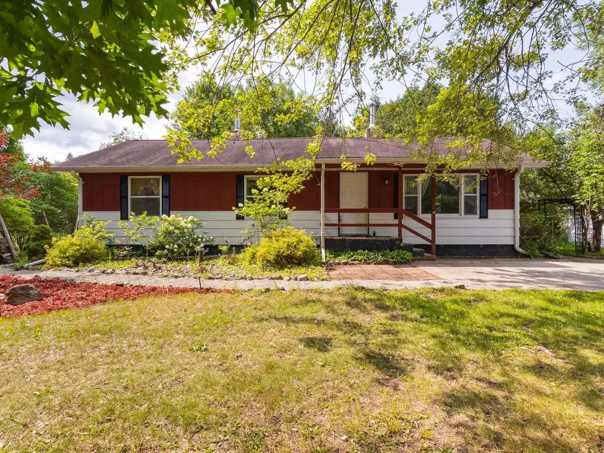 N7812 RIGHT OF WAY ROAD, Crivitz, WI 54114 - #1