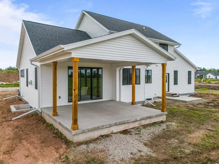 W5835 DELTA DRIVE, Menasha, WI 54952 - #2