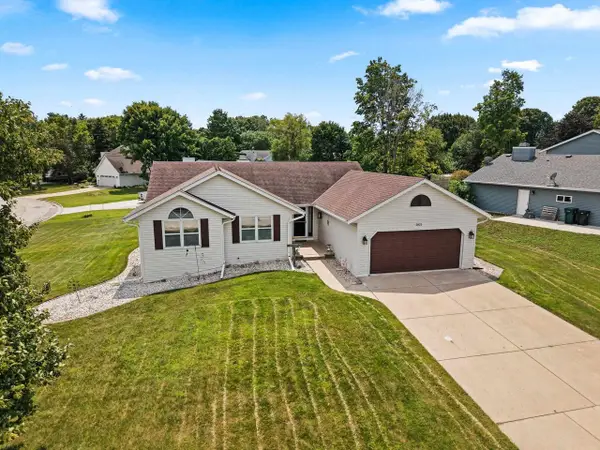 2821 FRIENDLY CIRCLE, Green Bay, WI 54313
