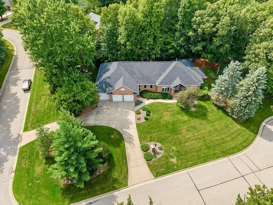2060 MUIRWOOD COURT, Green Bay, WI 54313 - #3