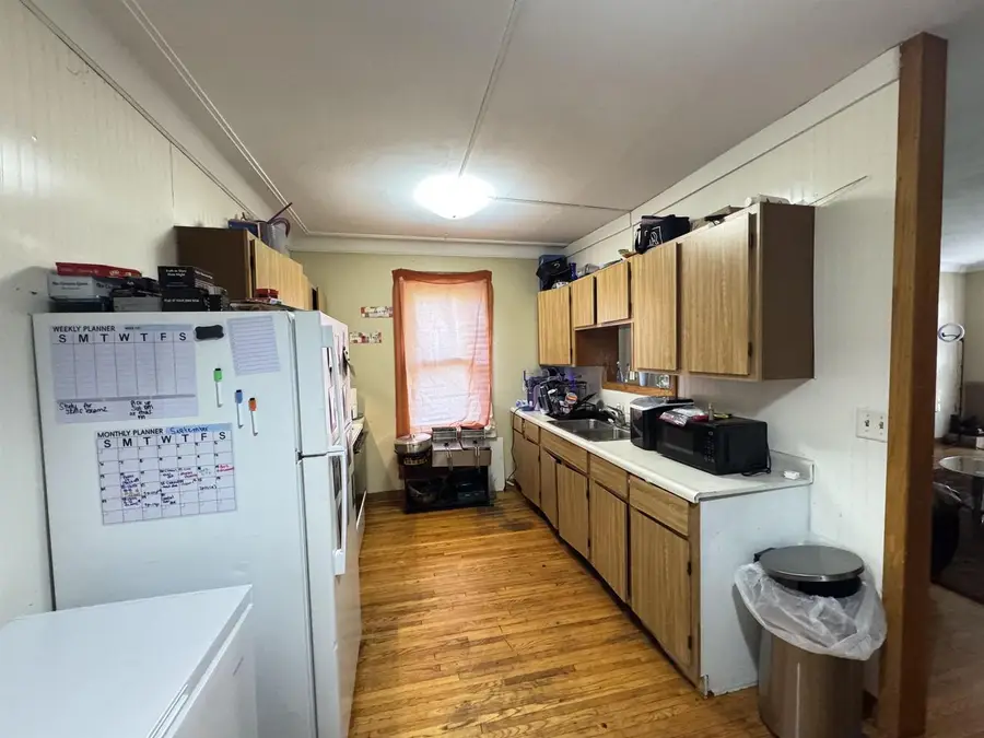 317 N WASHINGTON STREET, Waupaca, WI 54981 - #3