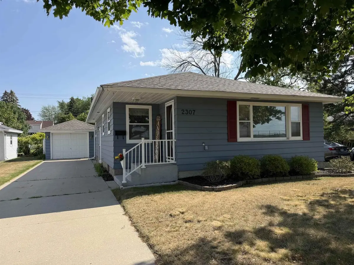 2307 18TH AVENUE, Menominee, MI 49858 - #1