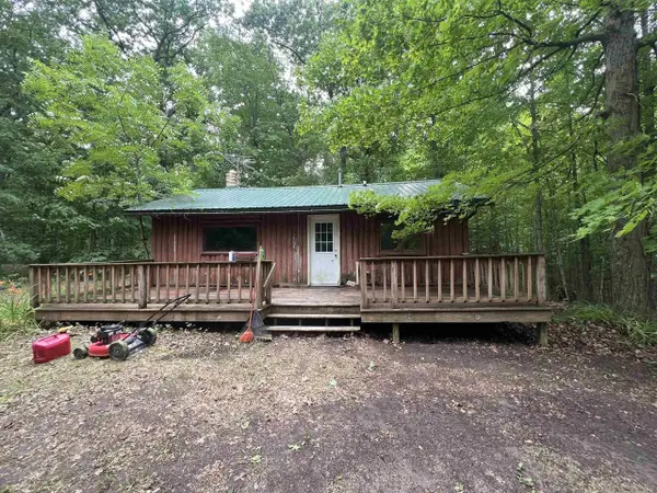 N7980 TWIN PINE CIRCLE, Porterfield, WI 54159