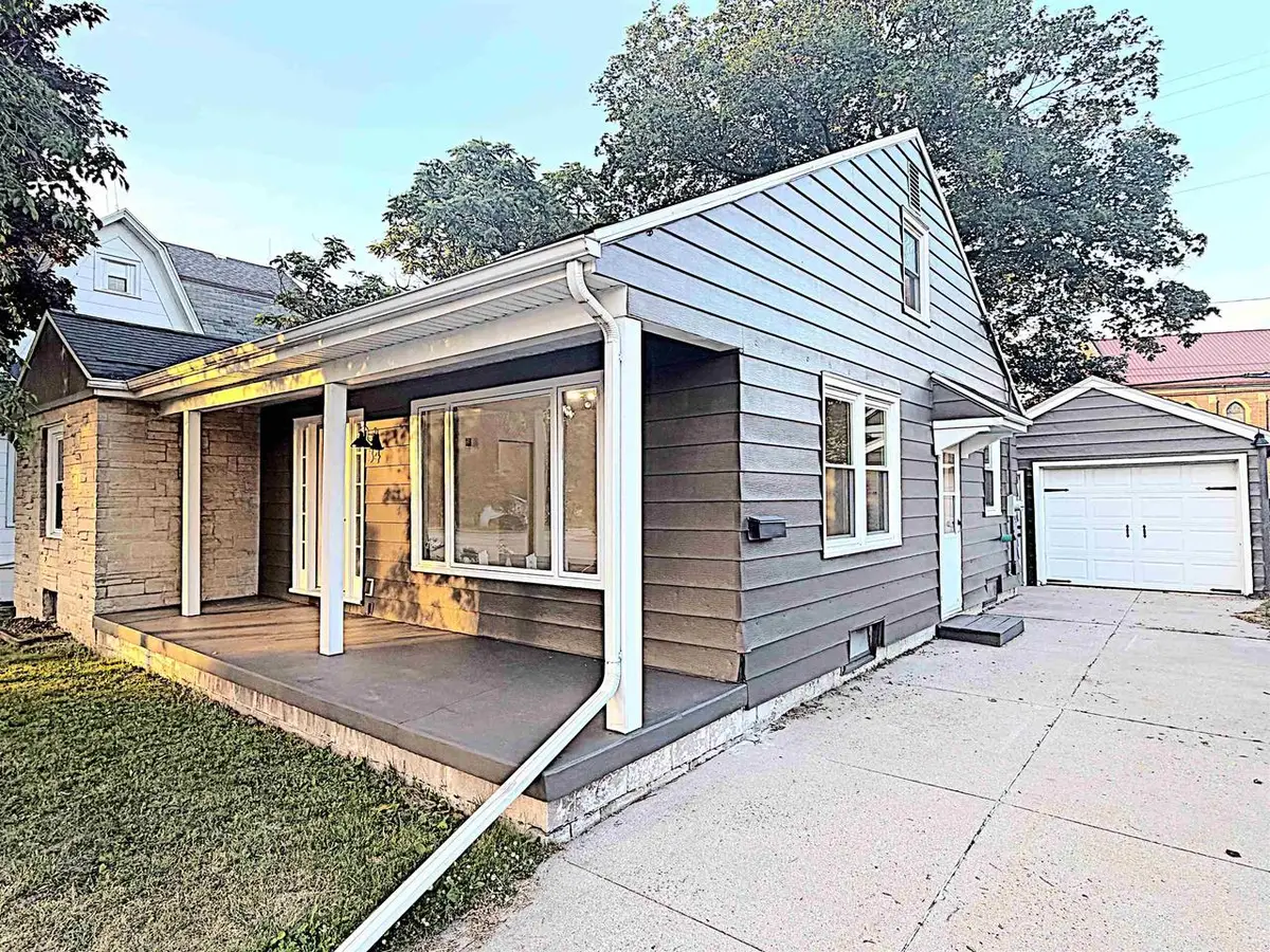 34 N MADISON STREET, Chilton, WI 53014 - #1