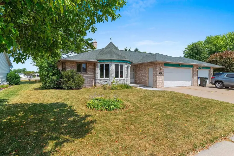 662 FRANCES STREET, Kaukauna, WI 54130 - #3