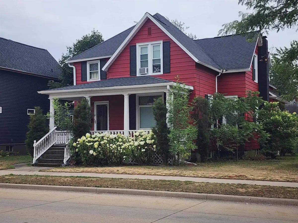 2721 HALL AVENUE, Marinette, WI 54143 - #1