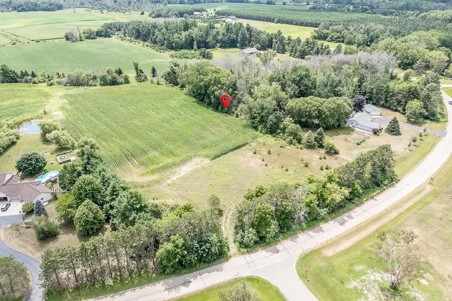 LYONS ROAD, New London, WI 54961 - #3