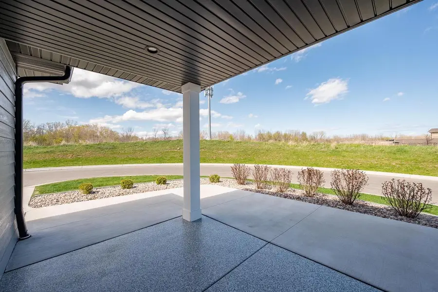 2812 ELM TREE, Howard, WI 54313 - #2