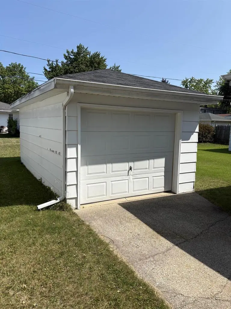 1021 EVANS STREET, Neenah, WI 54956 - #3