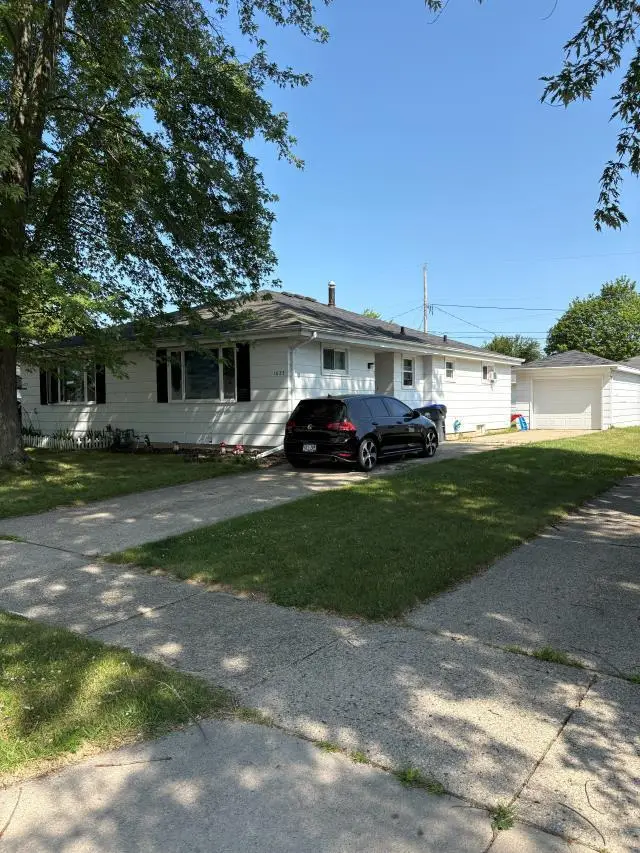 1025 EVANS STREET, Neenah, WI 54956 - #3