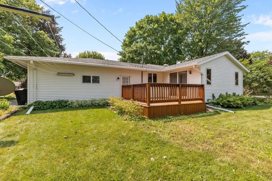 1212 E HARDING DRIVE, Appleton, WI 54915 - #3