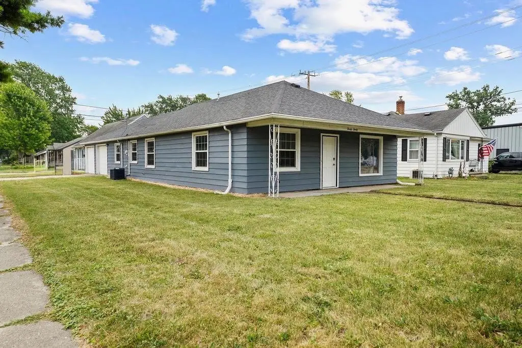 2020 N MEADE STREET, Appleton, WI 54911 - #1