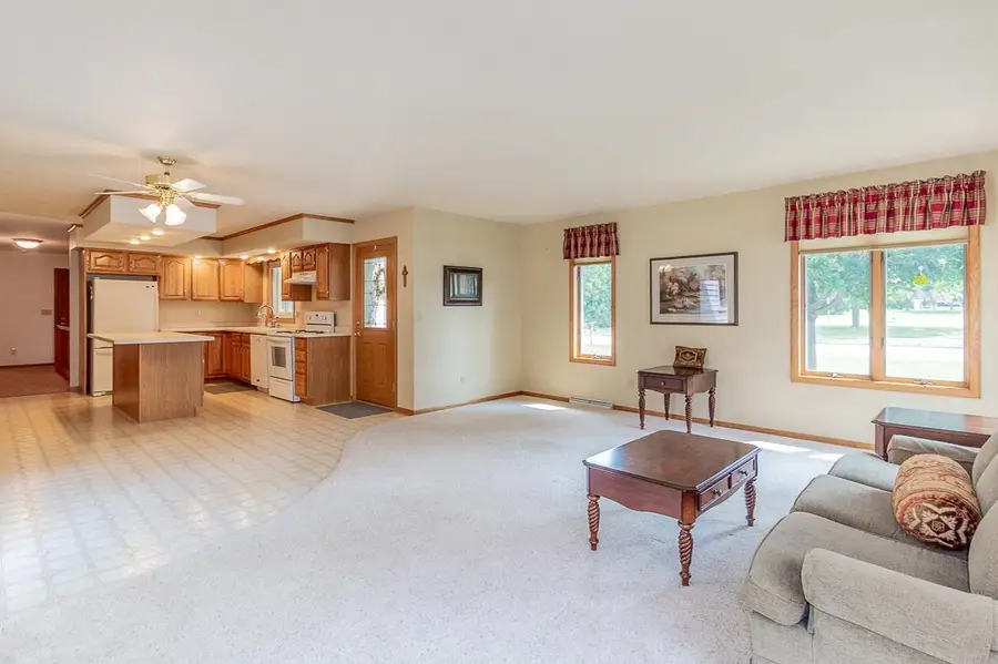 2507 N LISA STREET, Appleton, WI 54914 - #3