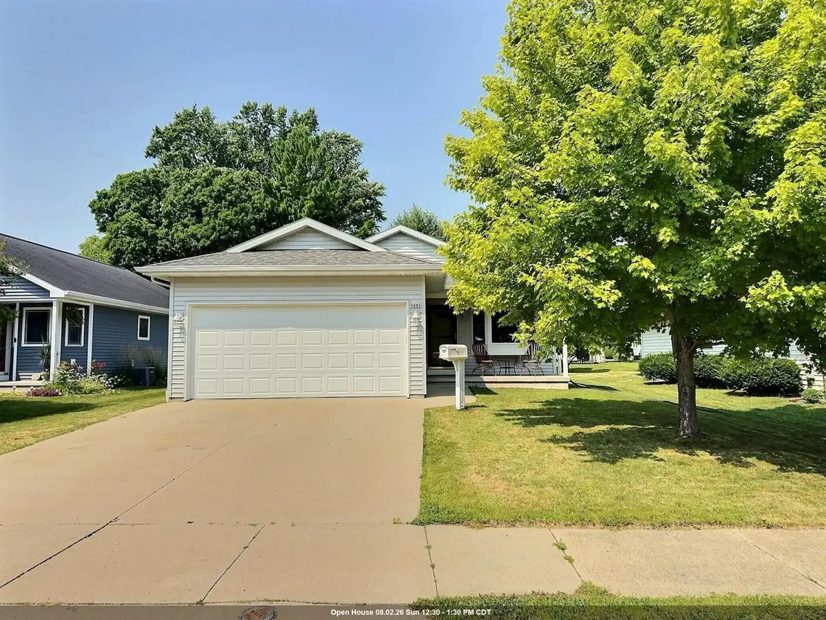 1821 OHIO STREET, Oshkosh, WI 54902 - #1