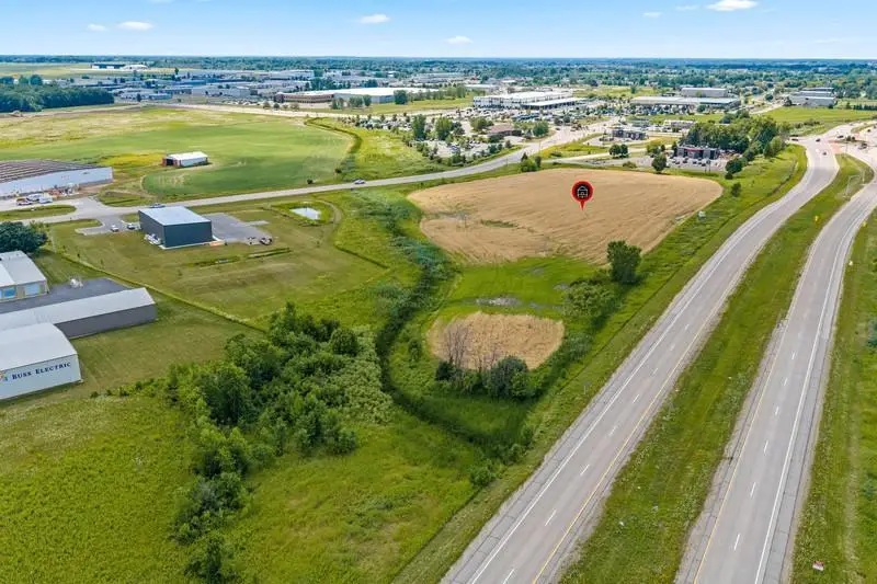 W GREENVILLE DRIVE, Greenville, WI 54942 - #1