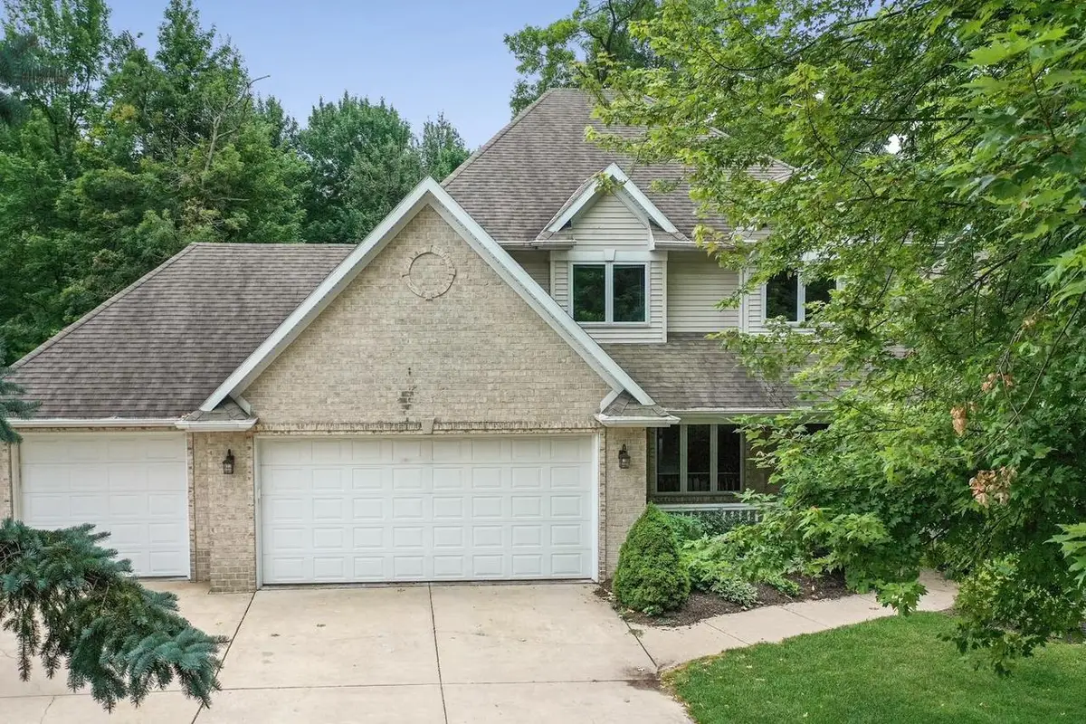 2941 S TELEMARK CIRCLE, Green Bay, WI 54313 - #1