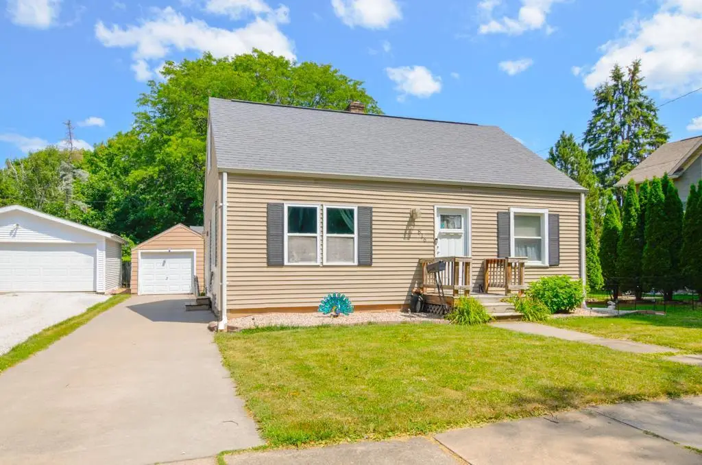 816 E HARRISON STREET, Appleton, WI 54915 - #1