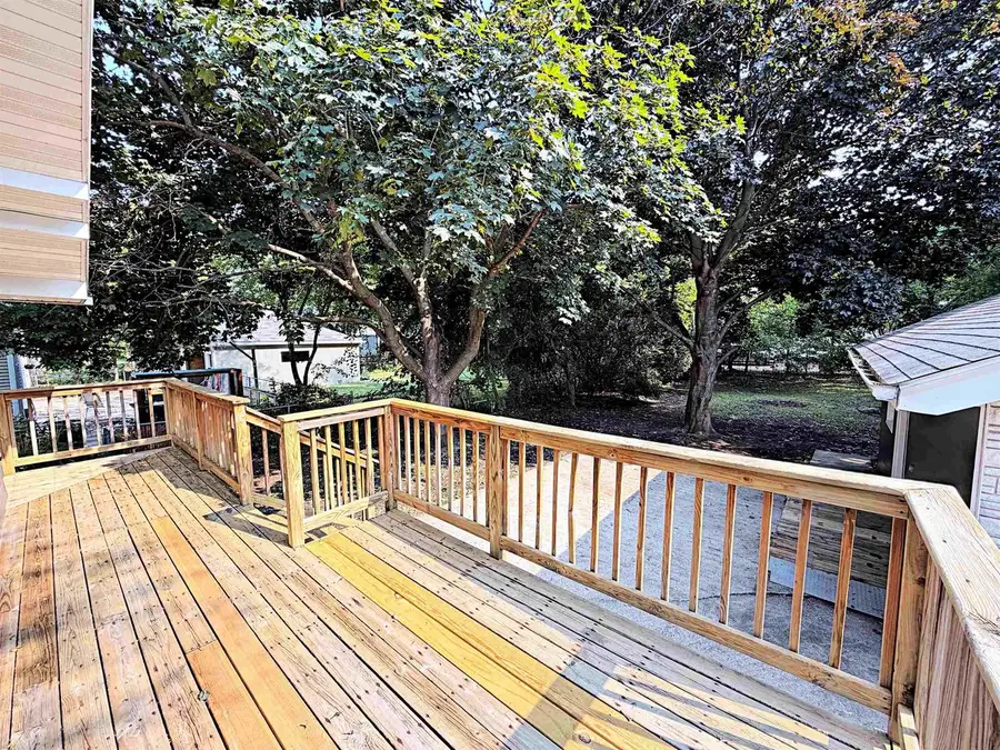 1415 W WASHINGTON STREET, Appleton, WI 54914 - #2