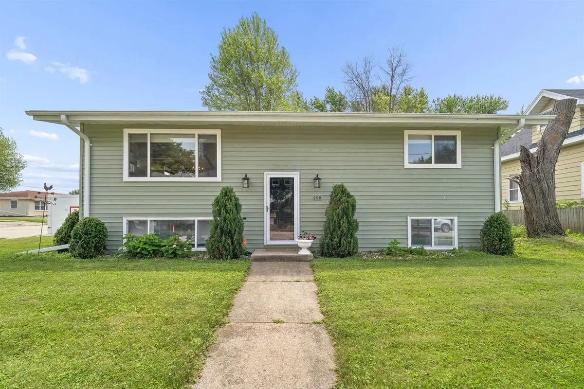 208 E BURDICK STREET, Black Creek, WI 54106 - #1