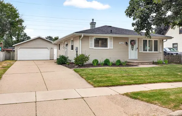 1645 E ROELAND AVENUE, Appleton, WI 54915