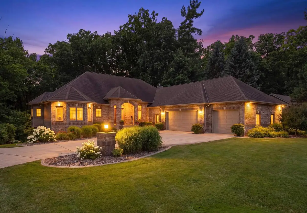 2870 SLEEPY HOLLOW DRIVE, Green Bay, WI 54311 - #1