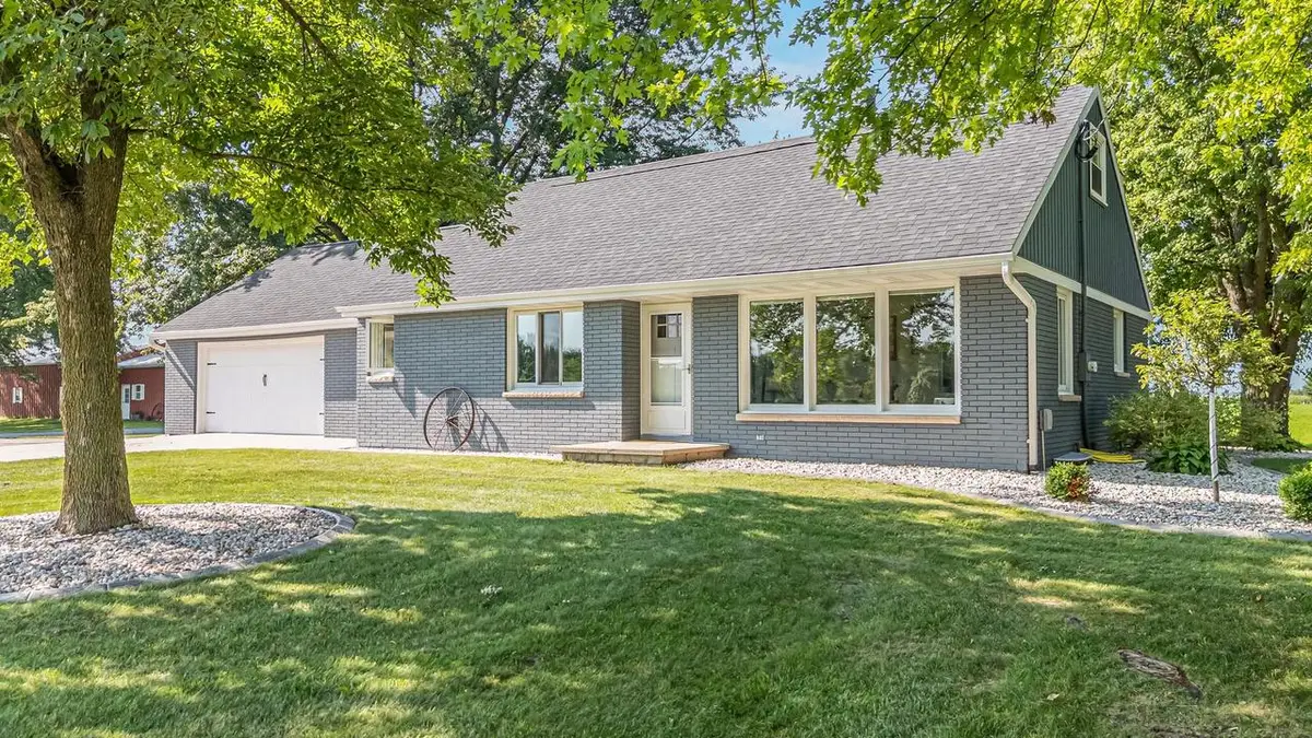 W1720 COUNTY RD UU, Freedom, WI 54130 - #1