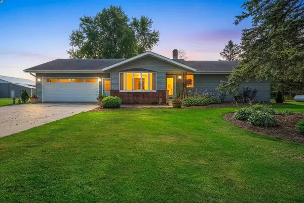 N11424 JEPSON ROAD, Clintonville, WI 54929