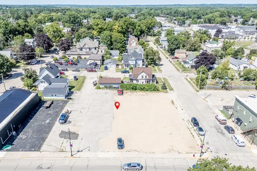 401 S PEARL STREET, New London, WI 54961 - #3